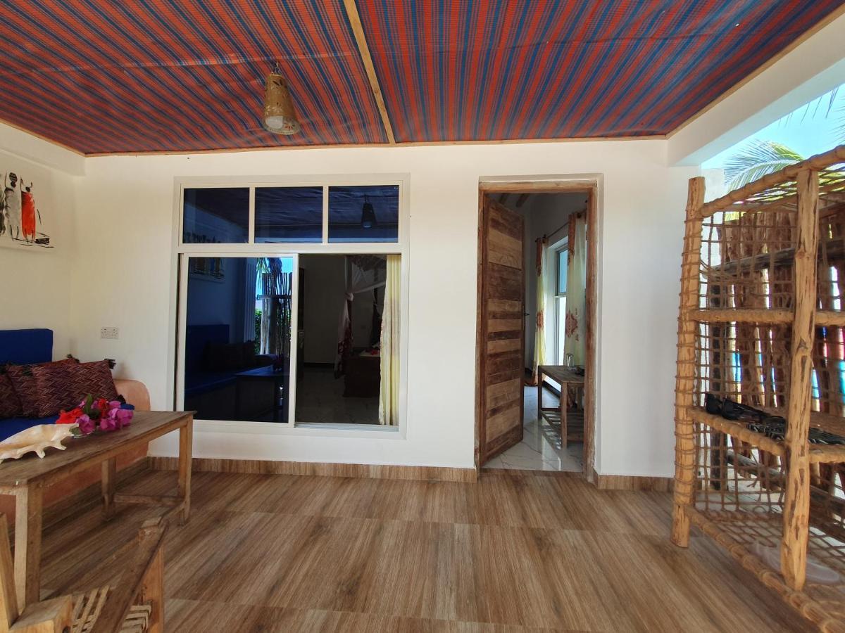 Baridi Villa 吉汶瓦 外观 照片