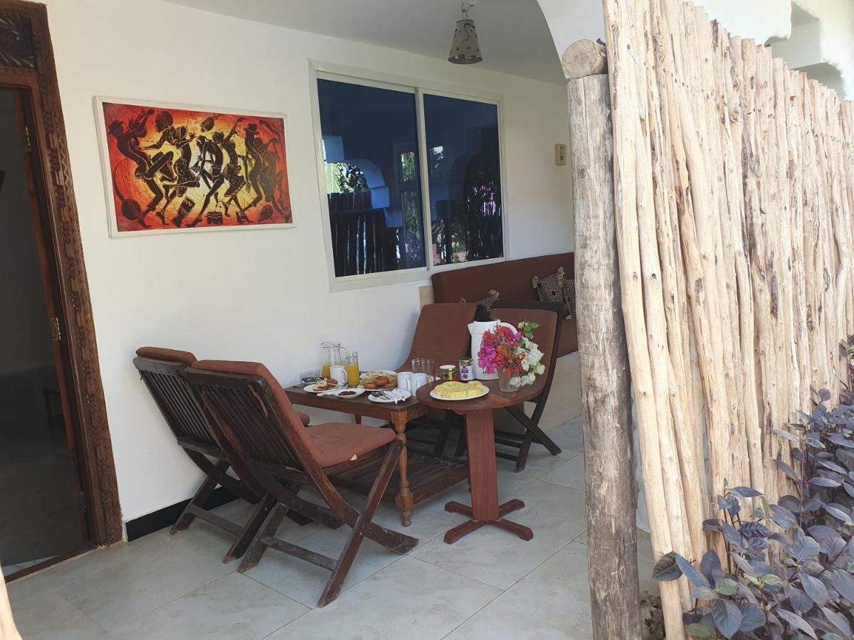 Baridi Villa 吉汶瓦 外观 照片