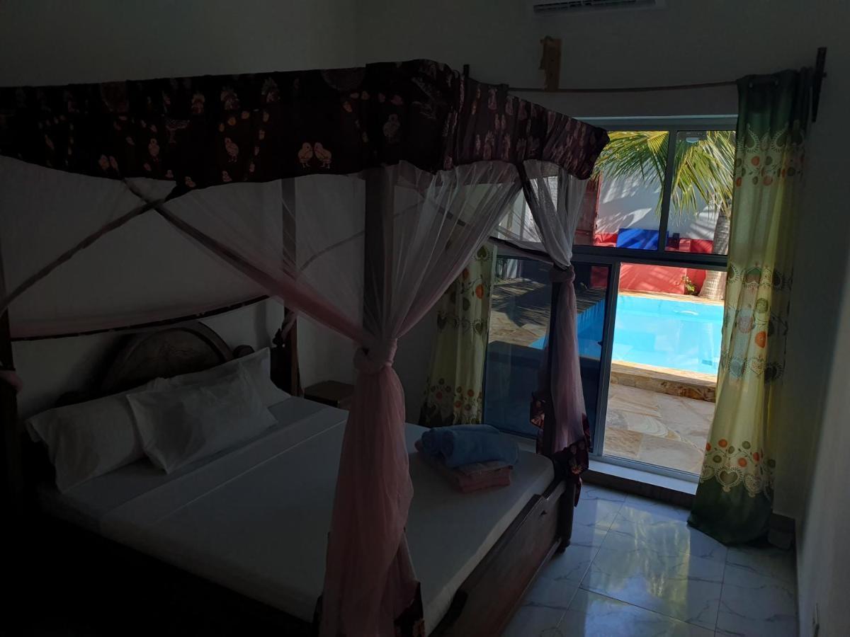 Baridi Villa 吉汶瓦 外观 照片