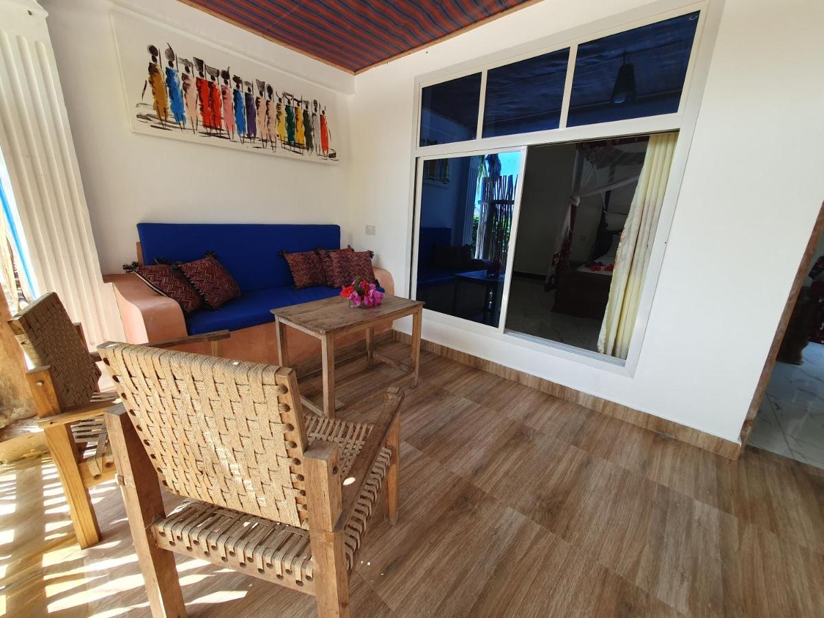 Baridi Villa 吉汶瓦 外观 照片